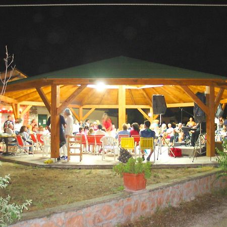 Camping La Pineta Порто-Реканати Экстерьер фото