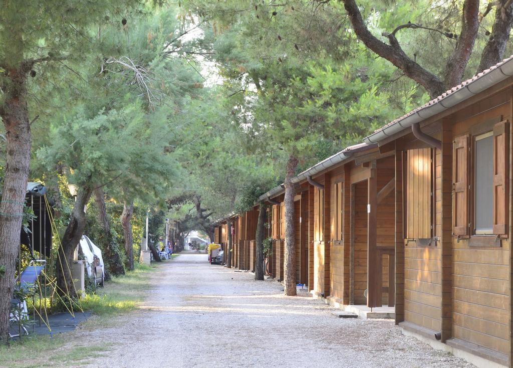 Camping La Pineta Порто-Реканати Экстерьер фото